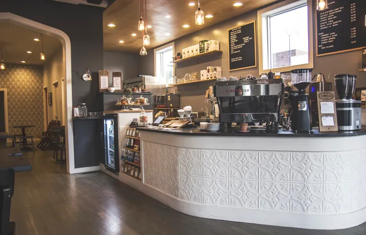 The coffee bar and counter at Dreamlight Cafe
